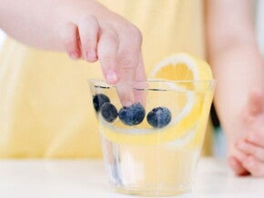 Alimentación y desnutrición infantil Alimentación y desnutrición infantil