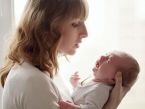 Mi bebé tiene cólicos y llora, ¿qué puedo hacer? Mi bebé tiene cólicos y llora, ¿qué puedo hacer?
