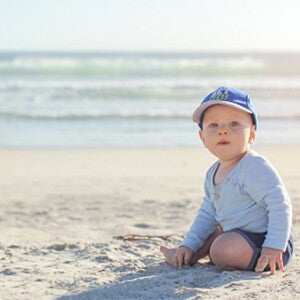 10 consejos para proteger al bebé en la playa 10 consejos para proteger al bebé en la playa