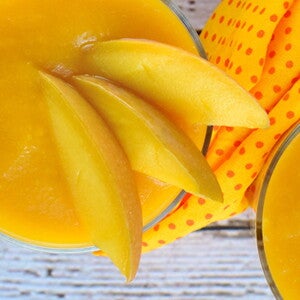Papilla de mango con NESTUM® Arroz