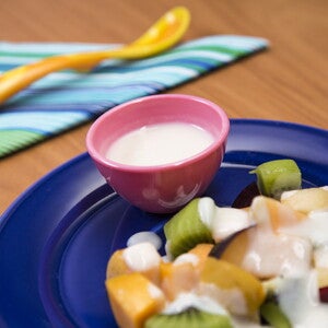 ENSALADAS DE FRUTAS MIXTA CON NESTUM® VAINILLA