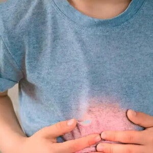 Estreñimiento en niños, intolerancia a la lactosa y más