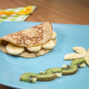 MINICREPES DE BANANO CON NESTUM® TRIGO BANANO Y MANZANA