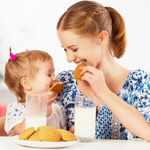 ¿Sabes con cuál leche debes comenzar la alimentación de tu hijo? ¿Sabes con cuál leche debes comenzar la alimentación de tu hijo?