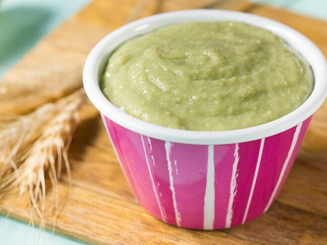Papilla banano y espinaca con NESTUM® TRIGO FRUTOS Papilla banano y espinaca con NESTUM® TRIGO FRUTOS
