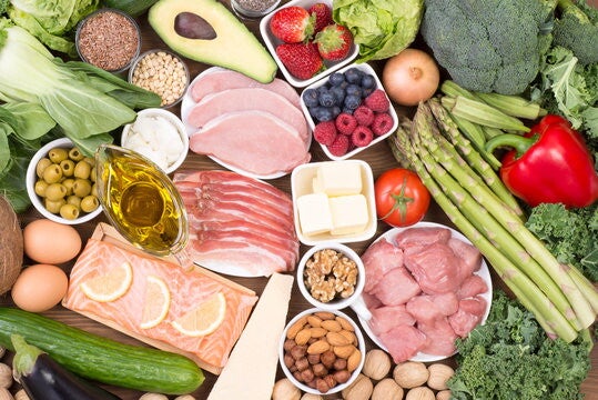 Variedad de alimentos que contienen nutrientes Variedad de alimentos que contienen nutrientes