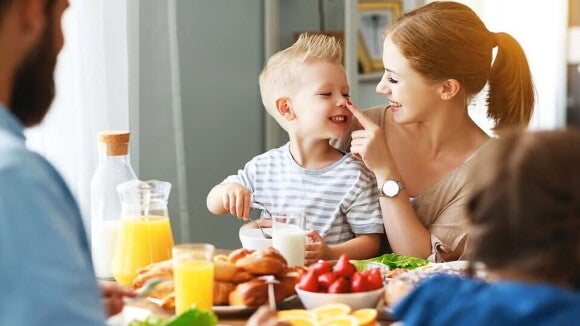 Tips de nutrición y hábitos alimenticios para tener una vida saludable Tips de nutrición y hábitos alimenticios para tener una vida saludable
