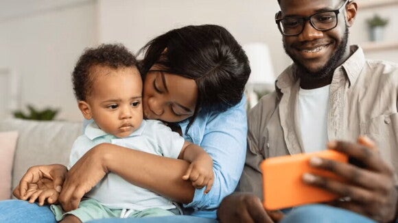 El equilibrio entre tecnología y salud para los niños El equilibrio entre tecnología y salud para los niños