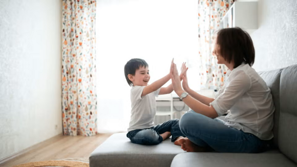 Cómo celebrar Amor y Amistad en familia: tips y actividades para niños Cómo celebrar Amor y Amistad en familia: tips y actividades para niños